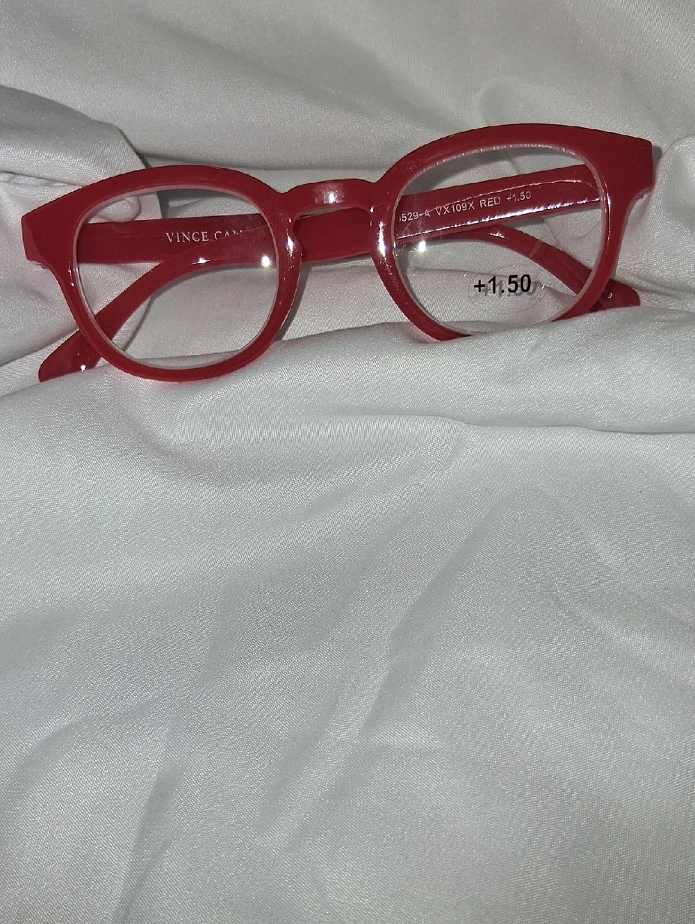 Vince Camuto Red Round Reading Glasses